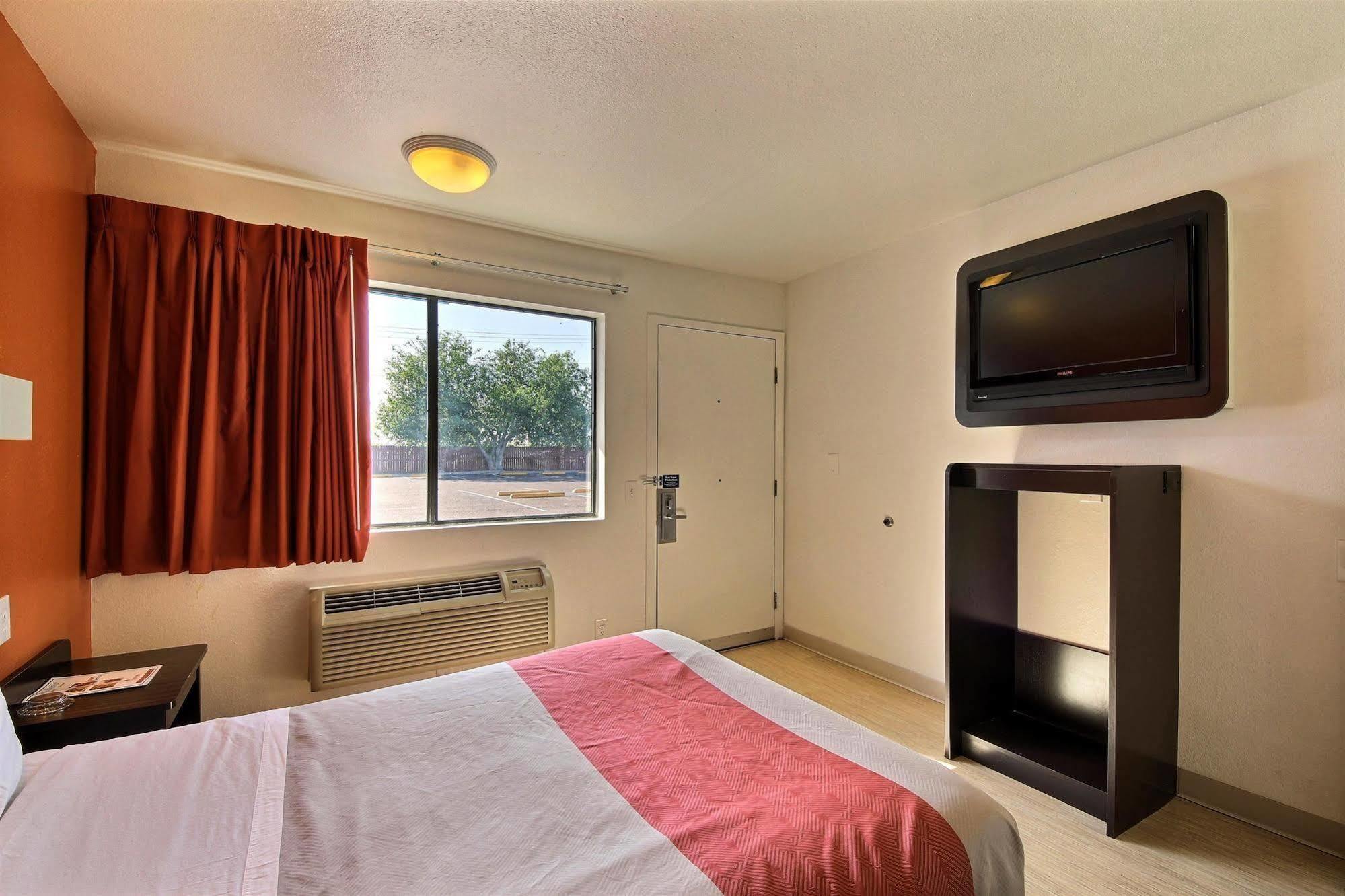 Motel 6-Laredo, Tx - South Dış mekan fotoğraf