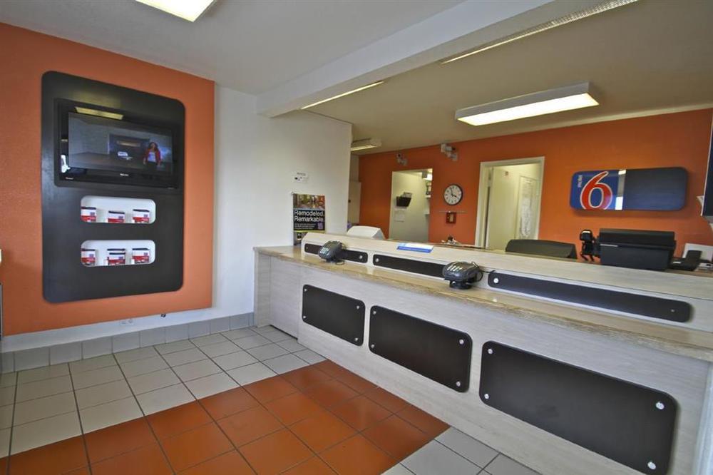 Motel 6-Laredo, Tx - South İç mekan fotoğraf